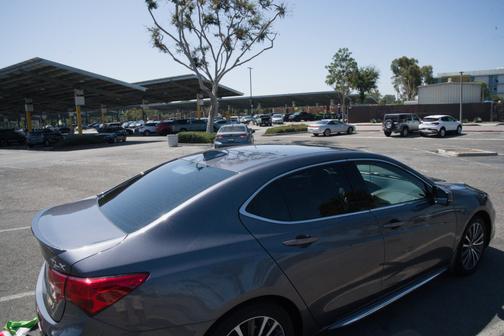 2018 Acura TLX V6 Advance