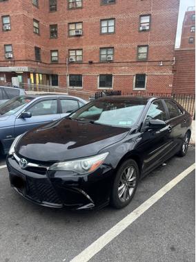 2016 Toyota Camry Hybrid SE