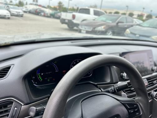 2019 Honda Accord Hybrid Base