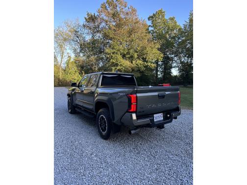 2024 Toyota Tacoma TRD Off Road