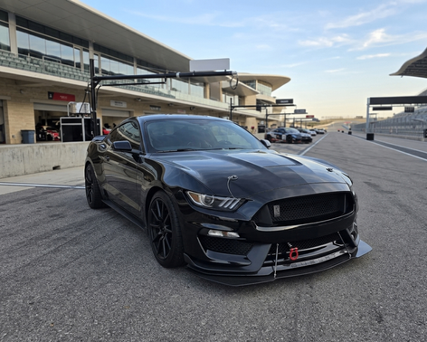 Black 2016 Ford Shelby GT350 Base