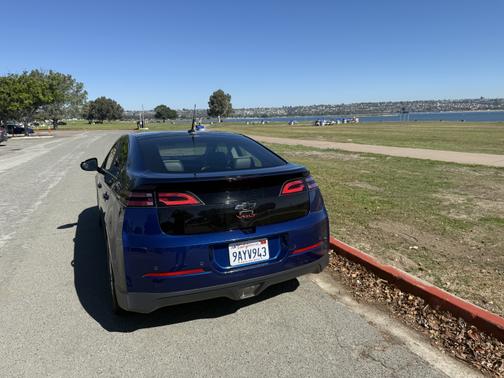 2012 Chevrolet Volt Base