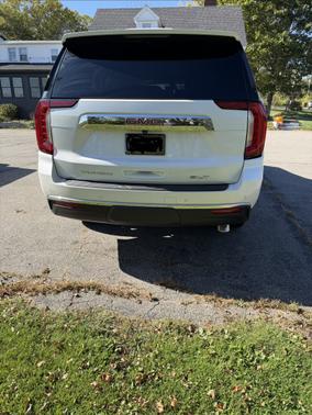 2022 GMC Yukon XL SLT