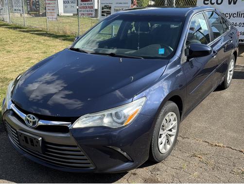 2016 Toyota Camry Hybrid LE