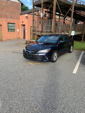 2016 Toyota Camry Hybrid LE