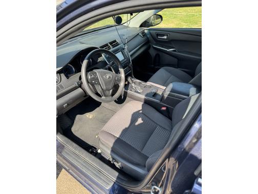 2016 Toyota Camry Hybrid LE