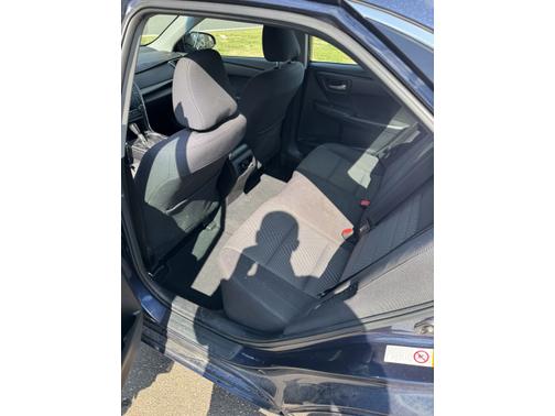 2016 Toyota Camry Hybrid LE