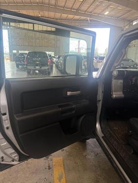 Silver 2007 Toyota FJ Cruiser Base