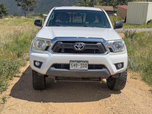 White 2013 Toyota Tacoma Base