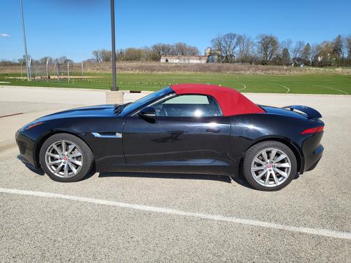 2016 Jaguar F-TYPE Base