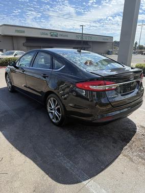 Black 2017 Ford Fusion SE