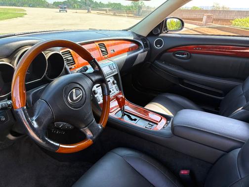 Black 2003 Lexus SC 430 Base