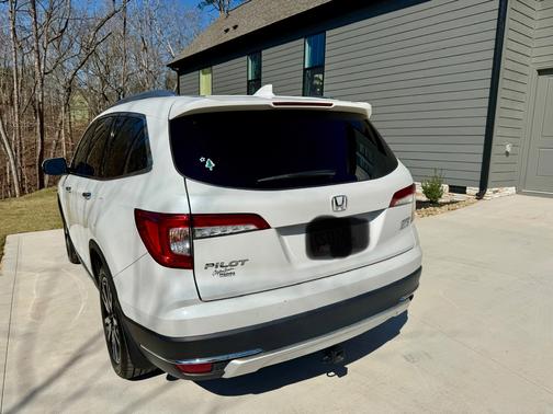 2022 Honda Pilot Touring 7-Passenger