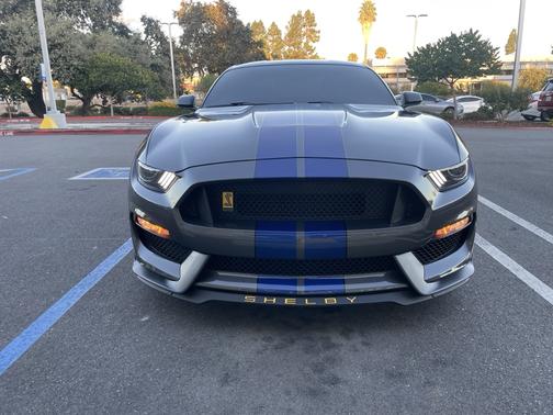 2016 Ford Shelby GT350 Base