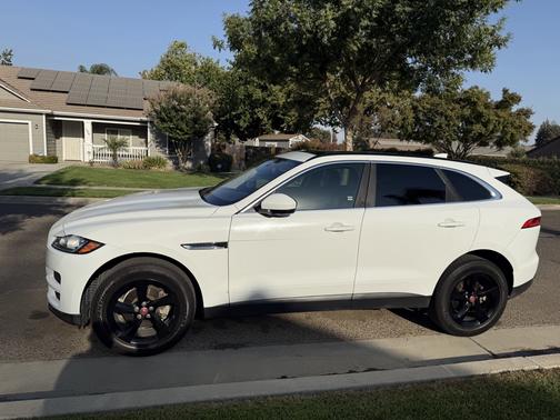 2019 Jaguar F-PACE 25t Premium