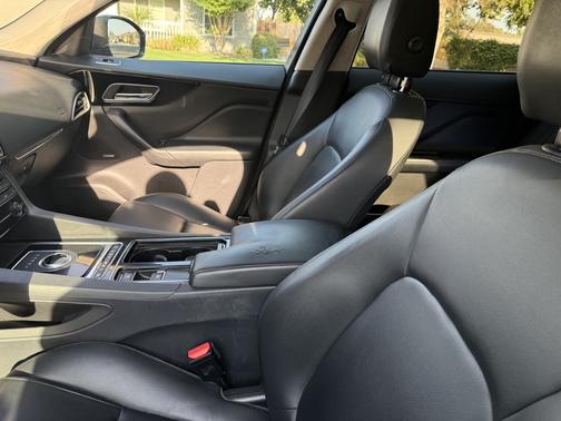 2019 Jaguar F-PACE 25t Premium