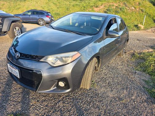 Gray 2014 Toyota Corolla S Premium