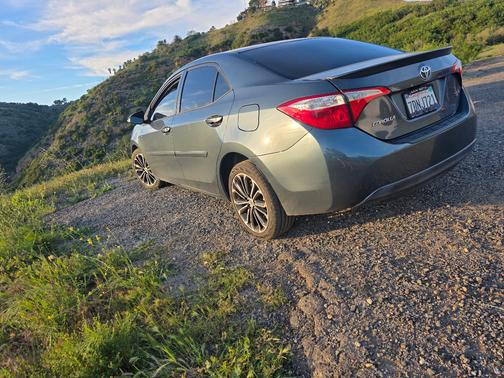 Gray 2014 Toyota Corolla S Premium