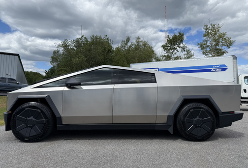 2025 Tesla Cybertruck Cyberbeast