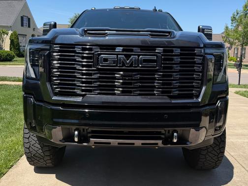 Black 2024 GMC Sierra 2500 Denali Ultimate