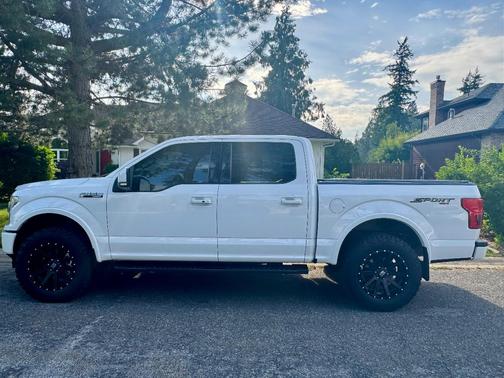 White 2020 Ford F-150 Lariat