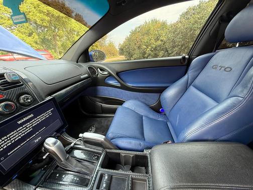 Blue 2004 Pontiac GTO Base