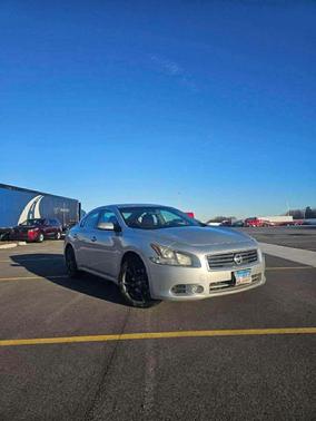 Silver 2012 Nissan Maxima S