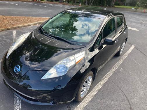 Black 2015 Nissan Leaf S