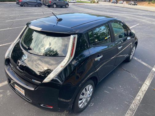 Black 2015 Nissan Leaf S