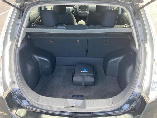 Black 2015 Nissan Leaf S