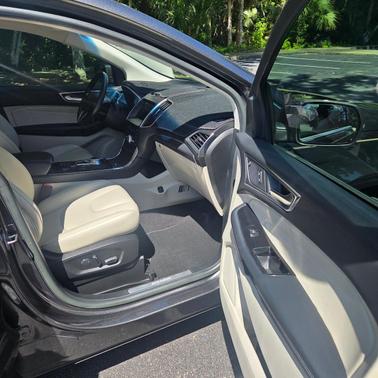Gray 2019 Ford Edge Titanium