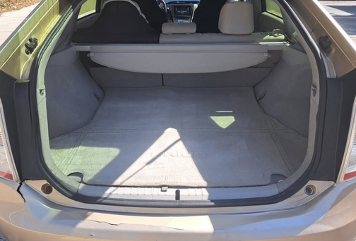 Gold 2010 Toyota Prius IV