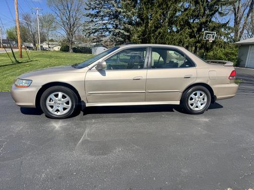 Gold 2001 Honda Accord EX