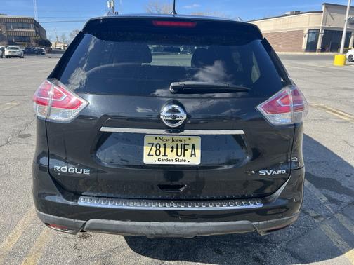 2016 Nissan Rogue SV