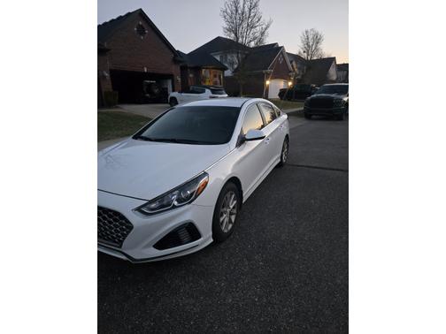 2018 Hyundai SONATA SE