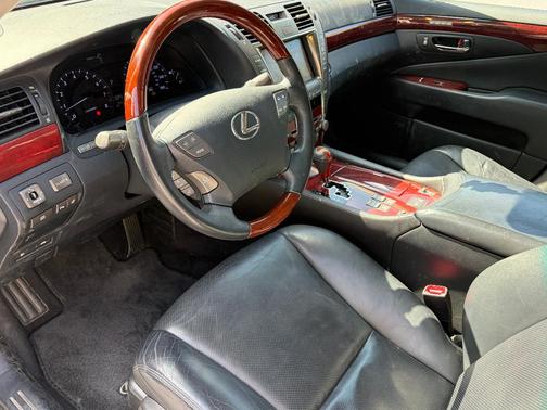 Silver 2009 Lexus LS 460 Base