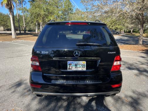 Photo 4 of 16 of 2009 Mercedes-Benz M-Class ML 350 4MATIC