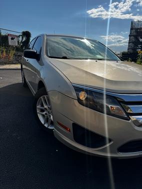 2010 Ford Fusion S
