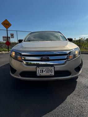 2010 Ford Fusion S