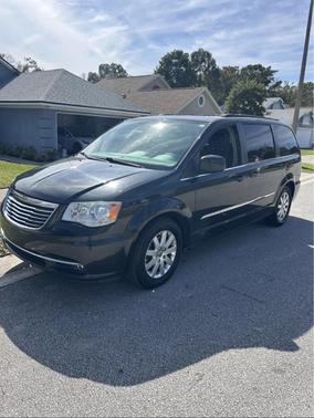 2014 Chrysler Town & Country Touring