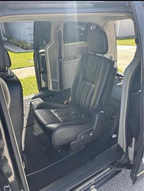 2014 Chrysler Town & Country Touring