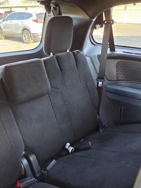 Blue 2013 Dodge Grand Caravan SXT