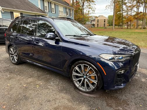2021 BMW X7 M50i