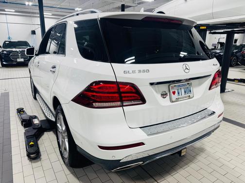 White 2017 Mercedes-Benz GLE 350 4MATIC