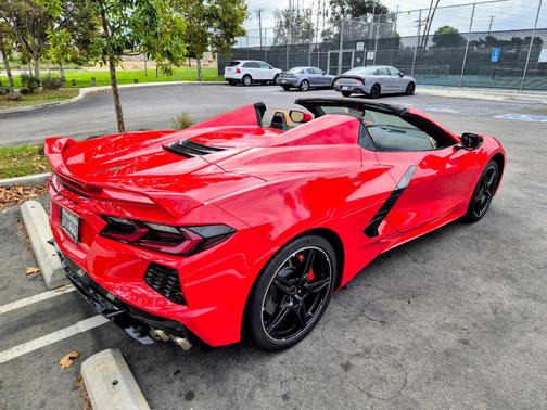 Red 2020 Chevrolet Corvette Stingray w/2LT