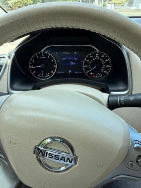 White 2015 Nissan Murano Platinum