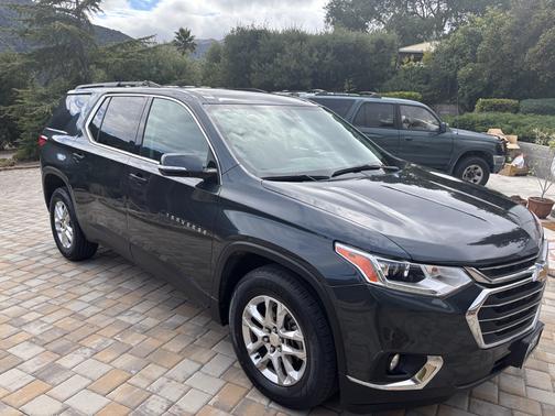 Green 2019 Chevrolet Traverse LT Cloth