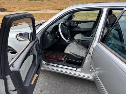 2001 Mercedes-Benz E-Class E55 AMG