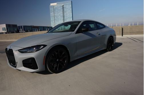 Gray 2023 BMW M440 i