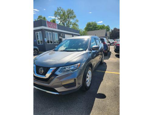 Gray 2018 Nissan Rogue S